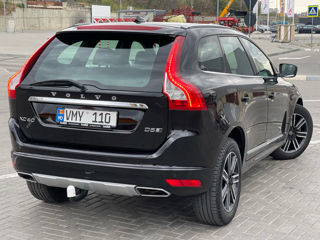 Volvo XC60 foto 2