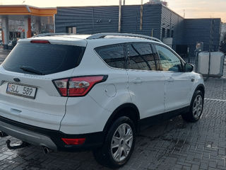 Ford Kuga foto 4