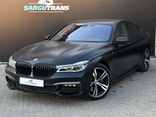 BMW 7 Series foto 2