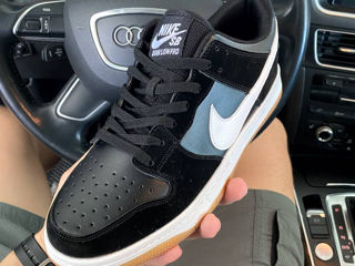 nike sb dunk black suede