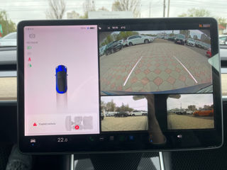 Tesla Model 3 foto 11