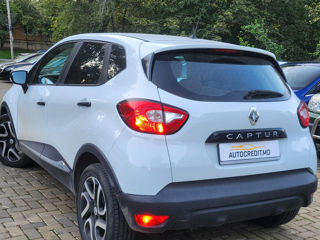 Renault Captur foto 2