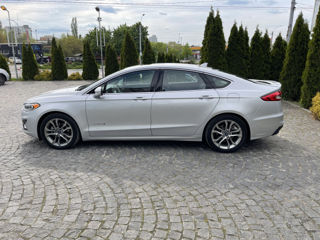 Ford Fusion foto 3