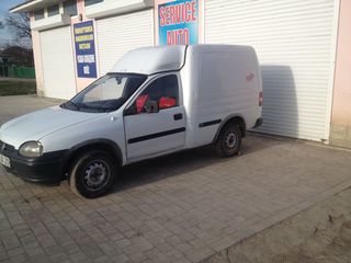 Opel Combo foto 1