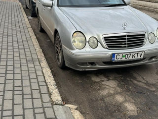 Mercedes E-Class