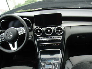 Mercedes C-Class foto 12