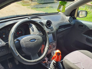 Ford Fiesta 3D foto 4