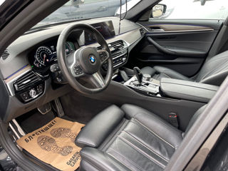 BMW 5 Series foto 7