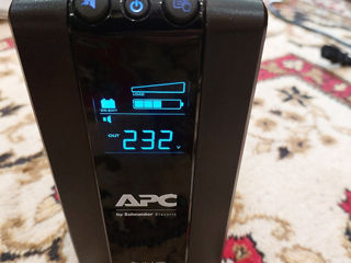 APC Black PRO 900VA foto 2