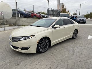 Lincoln MKZ foto 2