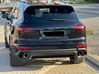 Porsche Cayenne foto 4