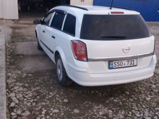 Opel Astra foto 3