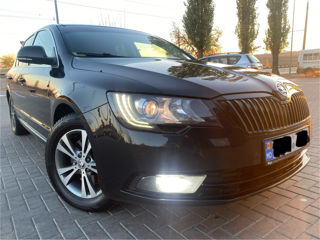 Skoda Superb foto 4