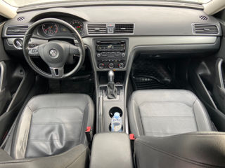 Volkswagen Passat foto 9