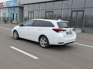 Toyota Auris foto 8