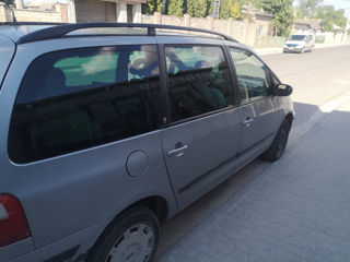 Ford Galaxy foto 4