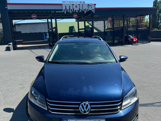 Volkswagen Passat foto 1