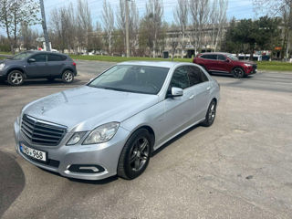 Mercedes E-Class фото 1