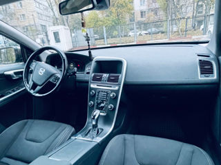 Volvo XC60 foto 3