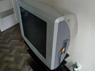 Продаётся телевизор sony kv-28ls60e