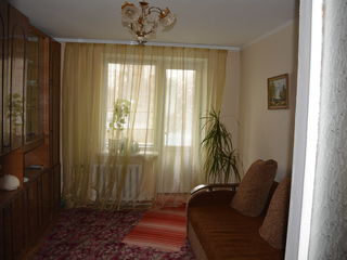 Vind apartament 2camere Soroca Noua foto 1