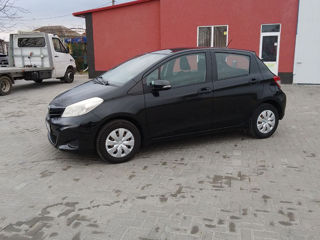 Toyota Yaris foto 2