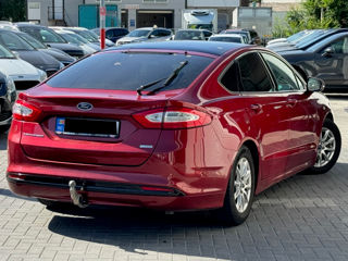 Ford Mondeo foto 3