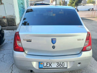 Dacia Logan foto 2