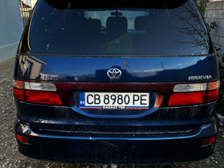 Toyota Previa foto 3