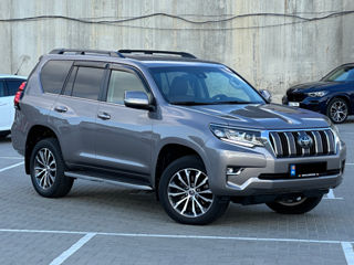 Toyota Land Cruiser Prado foto 1