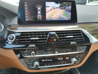 BMW 5 Series foto 14