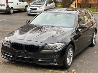 BMW 5 Series foto 3