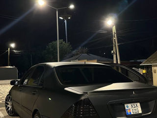 Mercedes S-Class foto 2