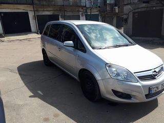 Opel Zafira foto 4