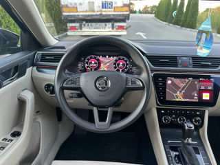 Skoda Superb foto 8