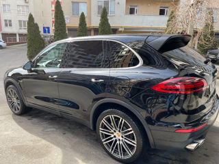 Porsche Cayenne foto 4