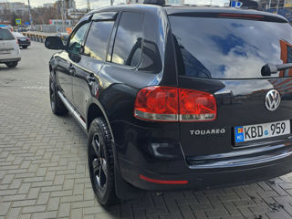 Volkswagen Touareg foto 4