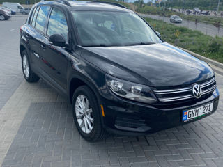 Volkswagen Tiguan фото 1