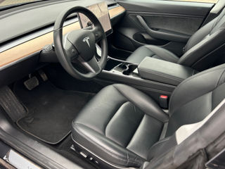 Tesla Model 3 foto 6