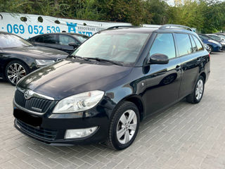 Skoda Fabia foto 2