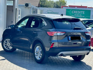 Ford Kuga foto 4