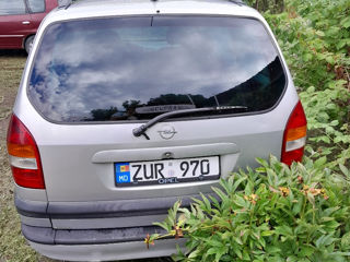 Opel Zafira foto 6