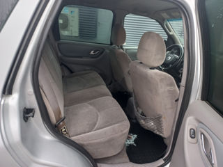 Mazda Tribute foto 17