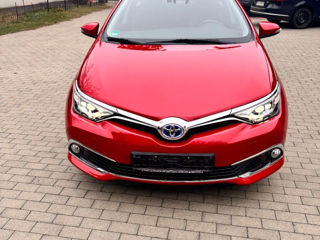 Toyota Auris foto 2