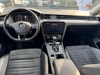 Volkswagen Passat foto 7