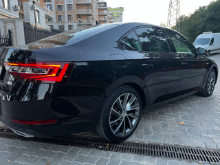 Skoda Superb foto 4