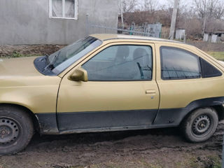 Opel Kadett foto 3