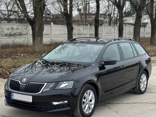 Skoda Octavia foto 3