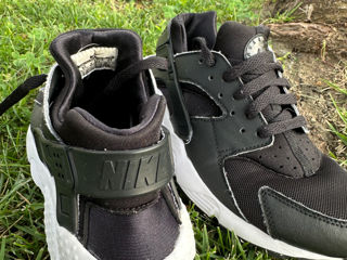 Nike Air Huarache marimea 38.5 foto 5