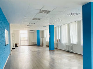 Birou Open Space 100 m² Centru foto 0